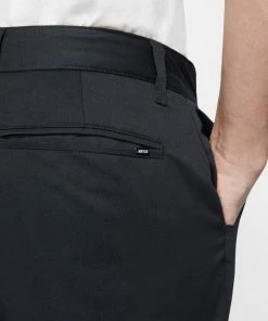 Trucks NIKE SB - DRI-FIT FTM CHINO LOOSE FIT PANT: BLACK