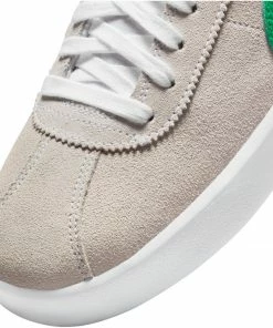 NIKE SB - BRUIN REACT MENS SHOES: WHITE/LUCKY GREEN-WHITE Trucks