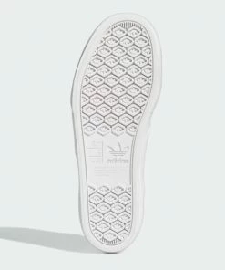 ADIDAS - COURT RALLYE SLIP ON SHOES. WHITE/WHITE 13 ADIDAS - COURT RALLYE SLIP ON SHOES. WHITE/WHITE