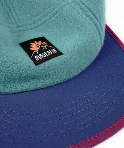 MAGENTA - HIVER FLEECE 5 PANEL CAP: AQUA BLUE/NAVY Trucks