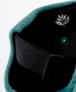 MAGENTA - HIVER FLEECE 5 PANEL CAP: AQUA BLUE/NAVY Trucks