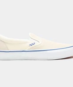 VANS - SKATE SLIP ON SHOES. OFF WHITE/OFF WHITE