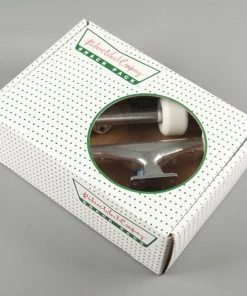 PICTURE WHEEL COMPANY - SNACK PACK: 5 1/4" TRUCKS, WHEELS, BEARING SET